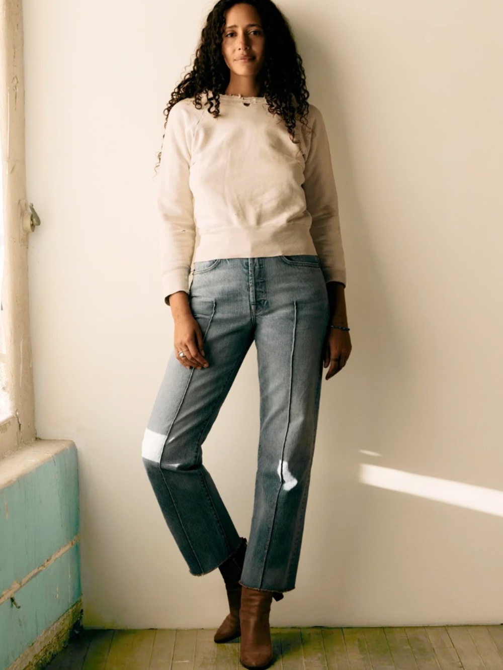 Imogene + Willie Pin Tuck Raw Hem Jeans in Valdez Wash Size 26